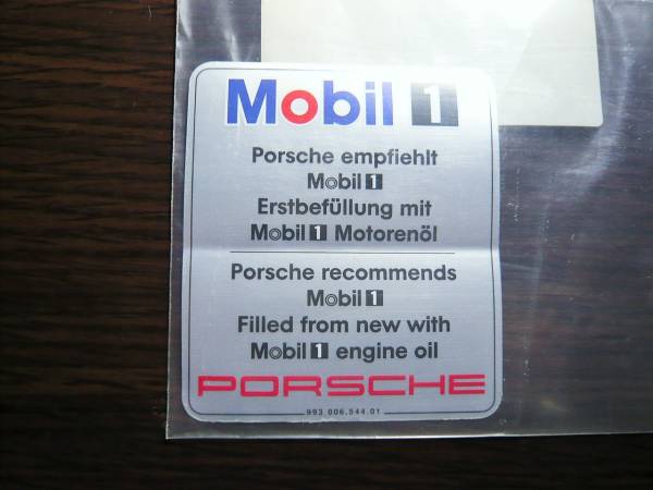 新車当時のポルシェ純正993 Mobil Oil デカール(生産中止品)未開封拍卖
