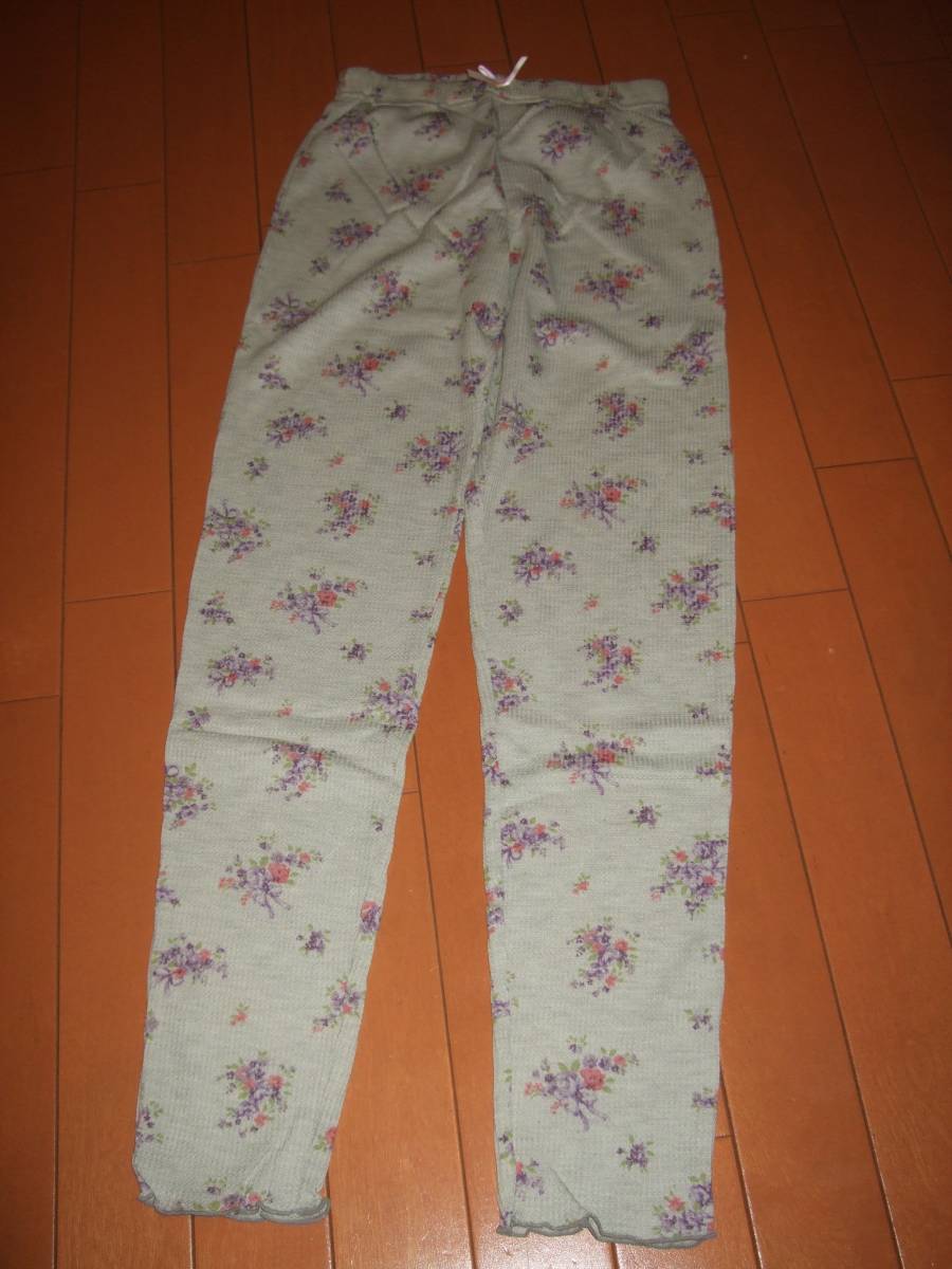 新品タグ即決☆ワッフル素材花柄レギンス☆サイズS拍卖