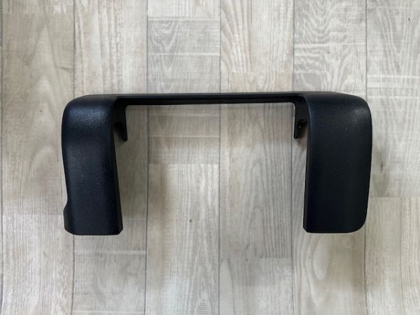 トヨタ TOYOTA ヴォクシー VOXY ZRR70 純正 部品取り リア リヤ シート レッグ カバー 79937-28140 35R No.15181拍卖