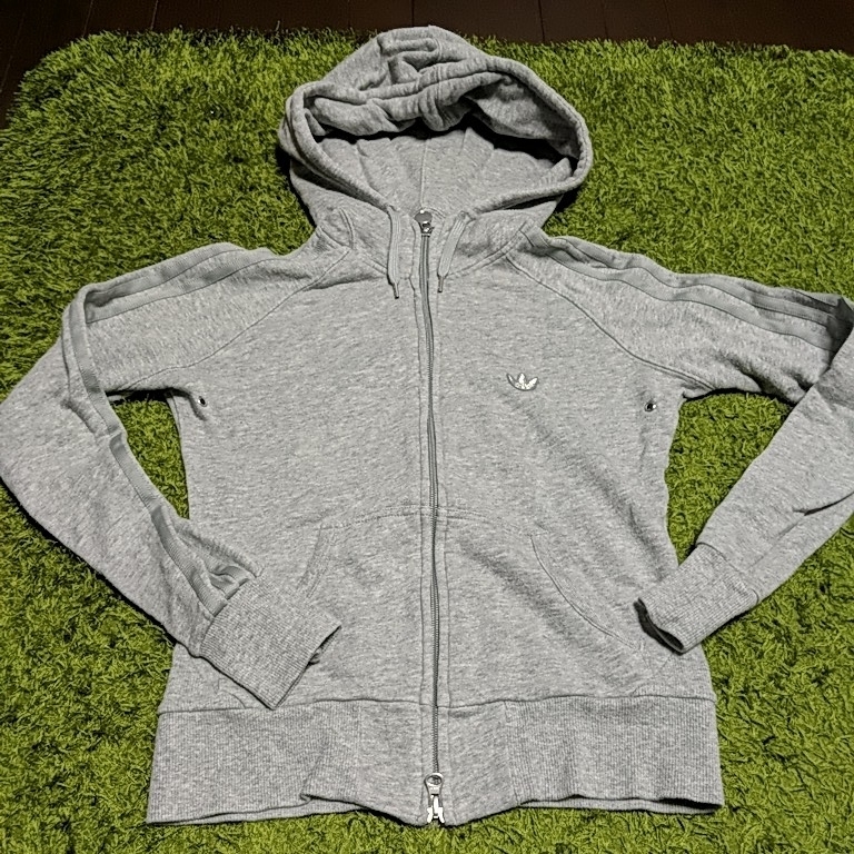 adidas アディダスオリジナルス レディース グレー パーカー Sサイズ拍卖