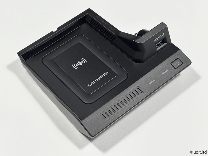 メルセデスベンツ 対応 W205 ワイヤレス 非接触型 充電器 X253C253S205C205A205 iPhone android 高速充電 コンソール スマートフォン拍卖