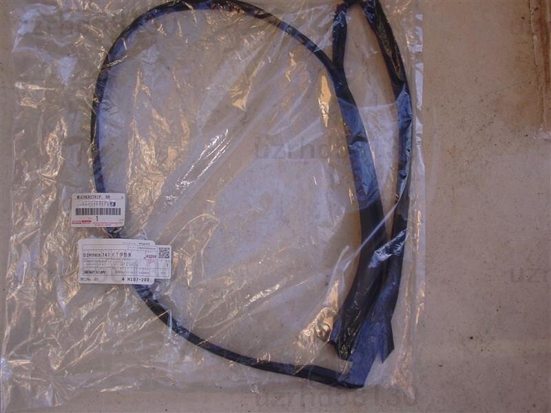 トヨタ純正 セルシオ UCF30 UCF31 リヤドア ウェザーストリップ モール NO.2 右側 運転席側 TOYOTA拍卖