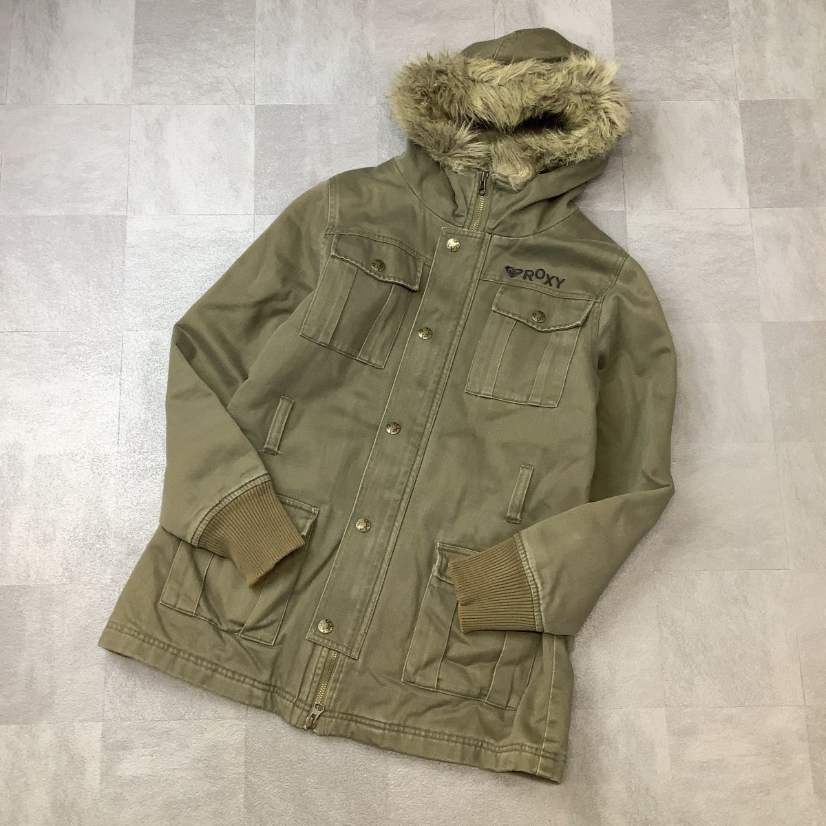 ROXY ロキシー ファー コート ミリタリーコート レディース Mサイズ カーキ 中綿 ポリダウン エコダウン拍卖