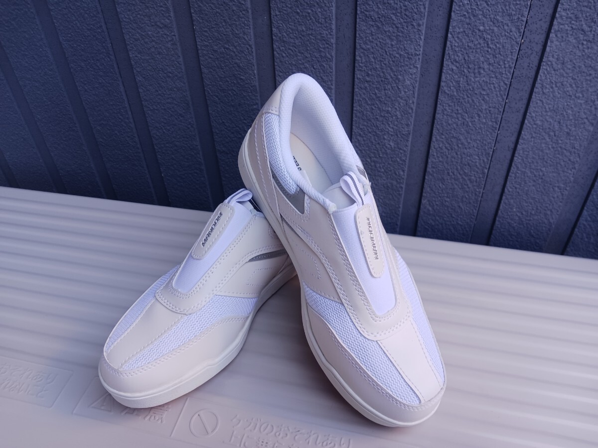 2345 マルゴ⑤マンダム#50ピッタリグリップくん白28㎝先芯無 (ローカットスニーカースリッポン合皮メッシュ医療福祉介護内装運転作業靴拍卖