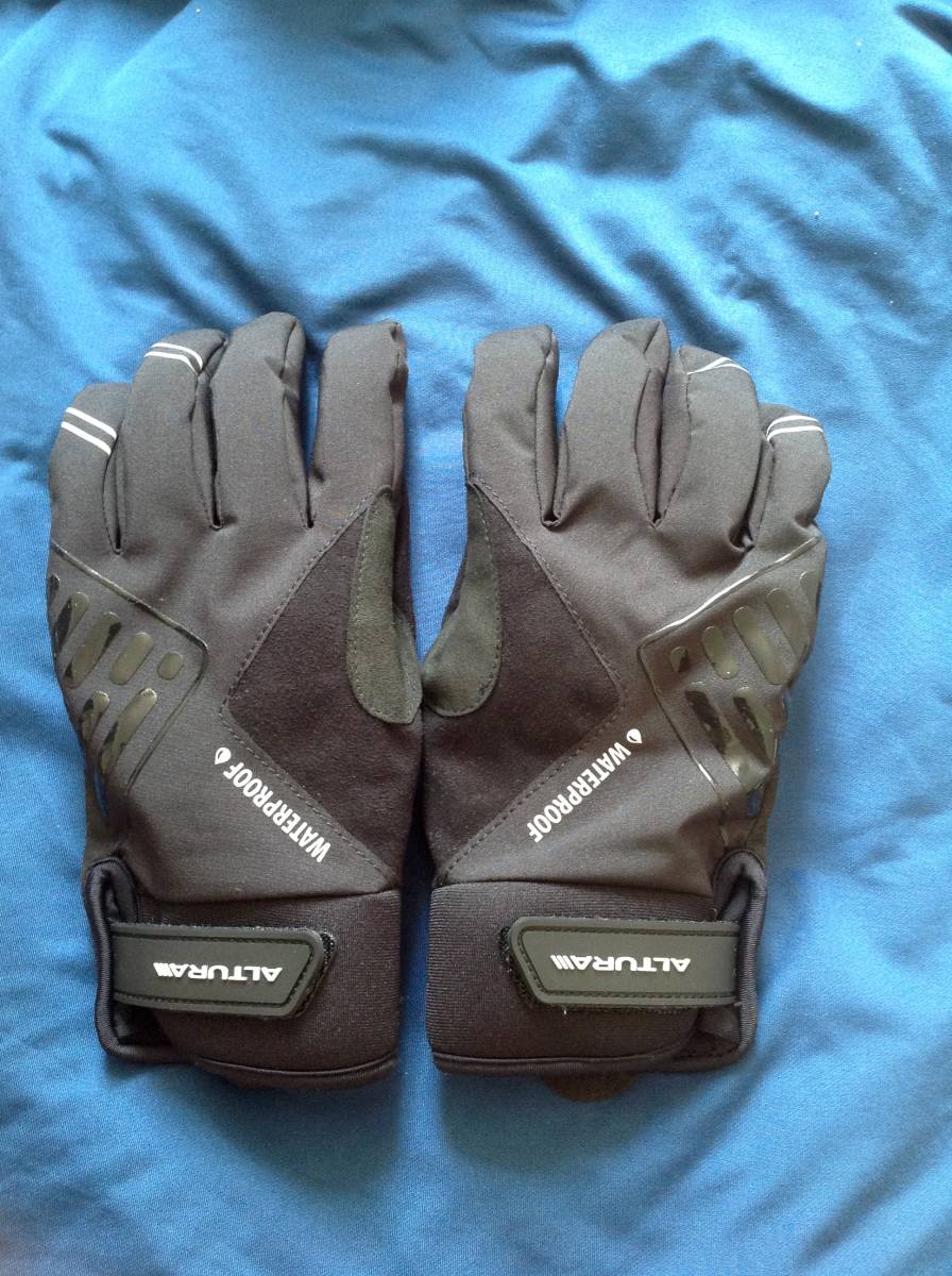ウィンターグローブ サイズM 冬用手袋 自転車用グローブ 防水 防風 イギリスブランド ロードバイク グラベル MTB ファットバイク拍卖