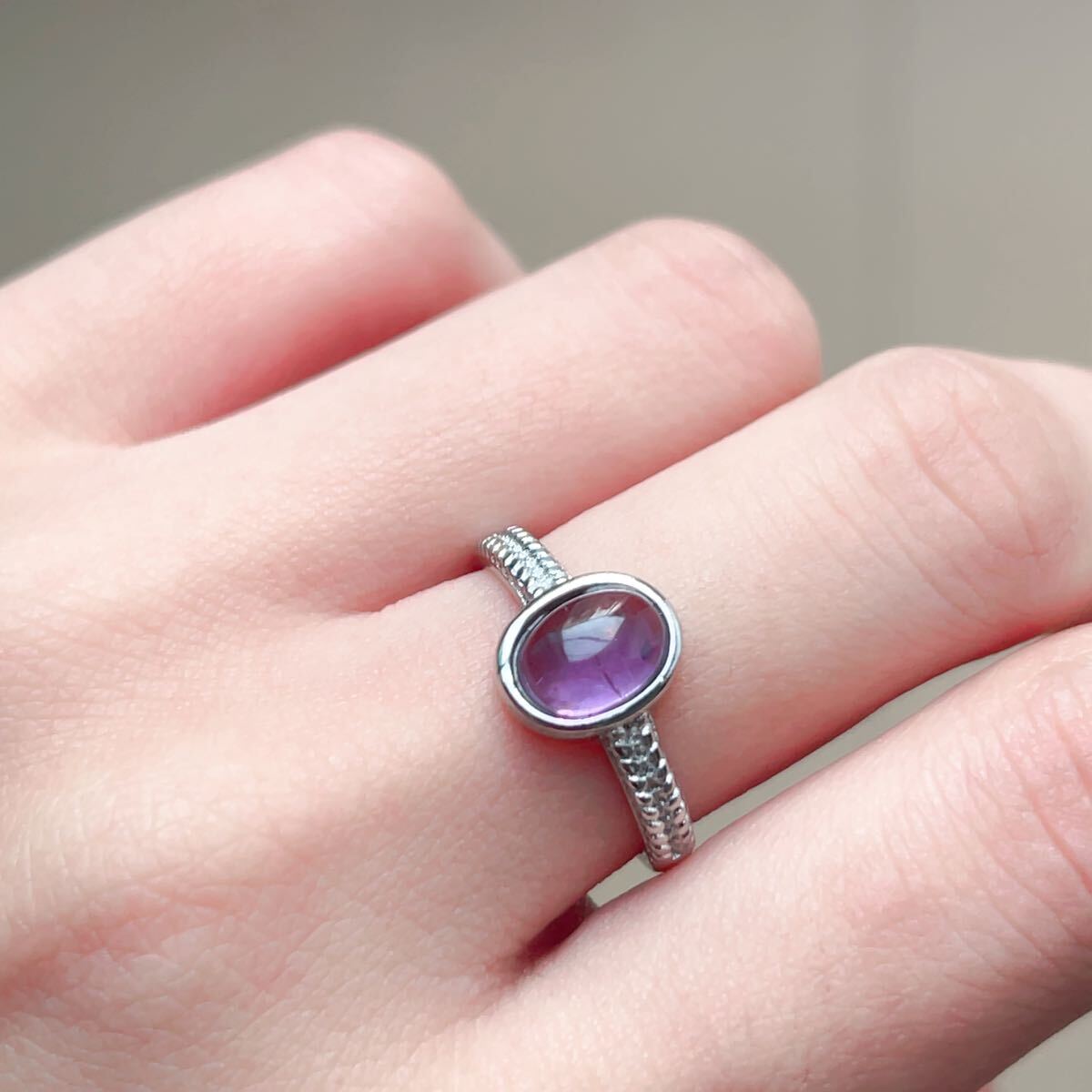 ◇紫水晶◇高透明度◇アメジスト◇指輪◇リング◇フリーサイズ◇天然石◇パワーストーン◇巾着袋付き◇プレゼントにも020R1254拍卖