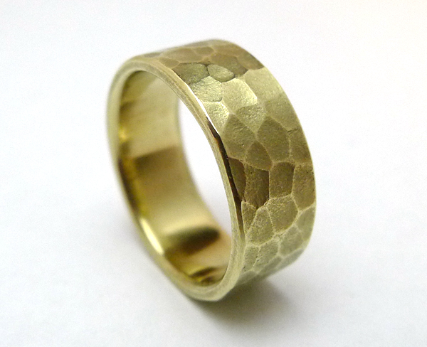 シンプルな鎚目リング真鍮製/細いバージョン拍卖