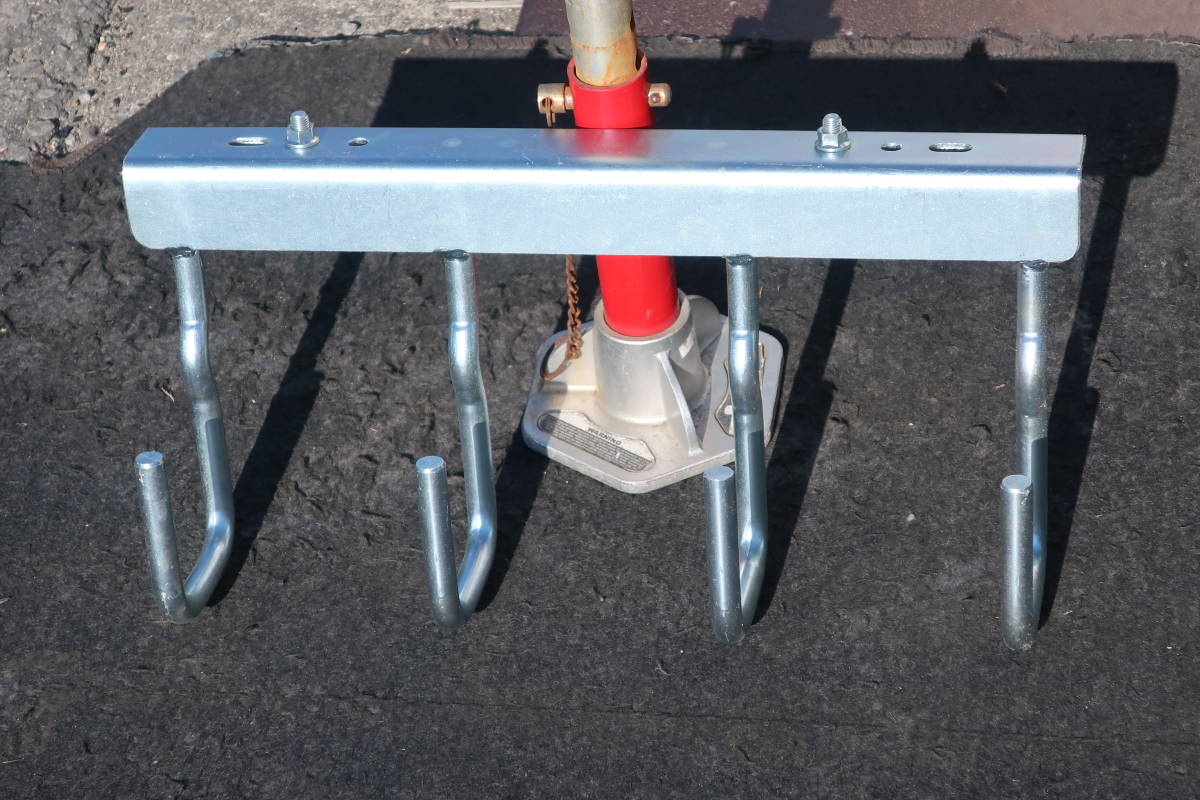 R4 2PG-CYJ77C ISUZU GIGA いすゞ ギガ ハイルーフ 4軸低床 純正 チェーンハンガー チェーンフック ブラケット / 汎用 / 新車外し! NO76拍卖