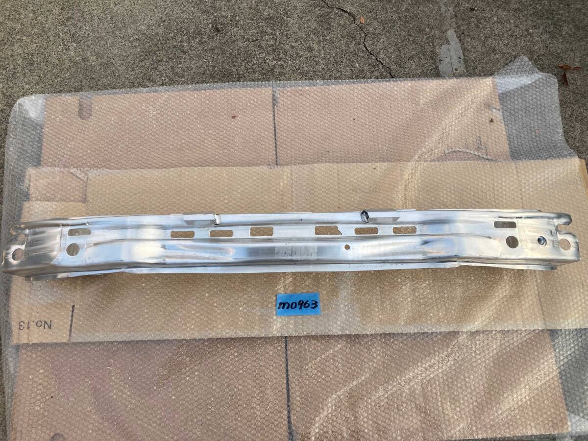 MINI ミニ COOPER クーパー 純正 リア レインフォースメント フォースメント バンパー補強材 シルバー系 190806-10 N m0963 拍卖