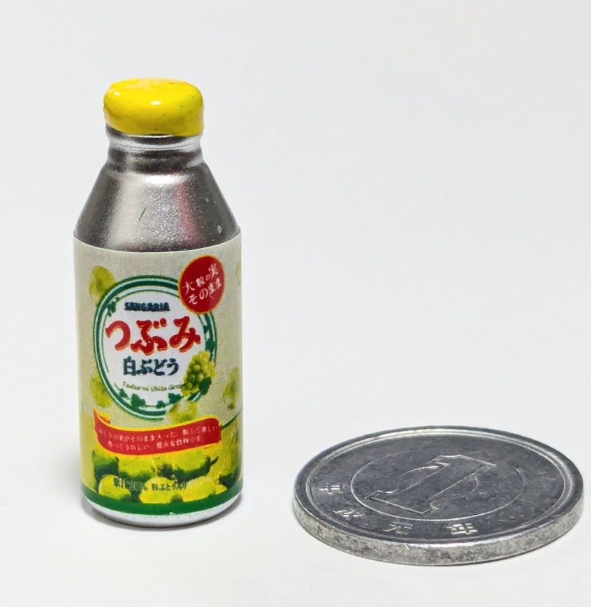 ミニチュア★つぶみ★白ぶどう★缶ジュース★デザイン違いあります★ドールハウスに★拍卖