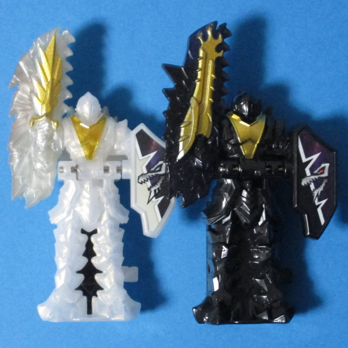 DXカガヤキソウル&クラヤミソウルセット / 騎士竜戦隊リュウソウジャー リュウソウケン 対応 カガヤキソウル クラヤミソウル リュウソウル拍卖