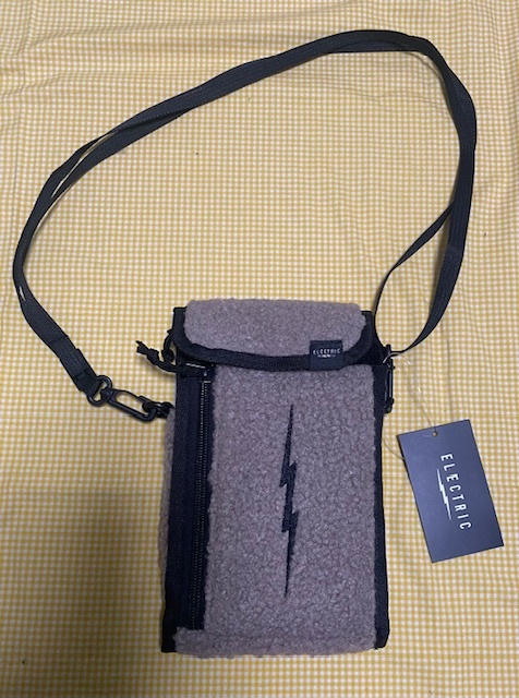 【即決】新品・未使用 ELECTRIC BOA MULTI SHOLDER PASS BEIGE ボアマルチショルダーパス ベージュ エレクトリック もこもこかわいい35%OFF拍卖
