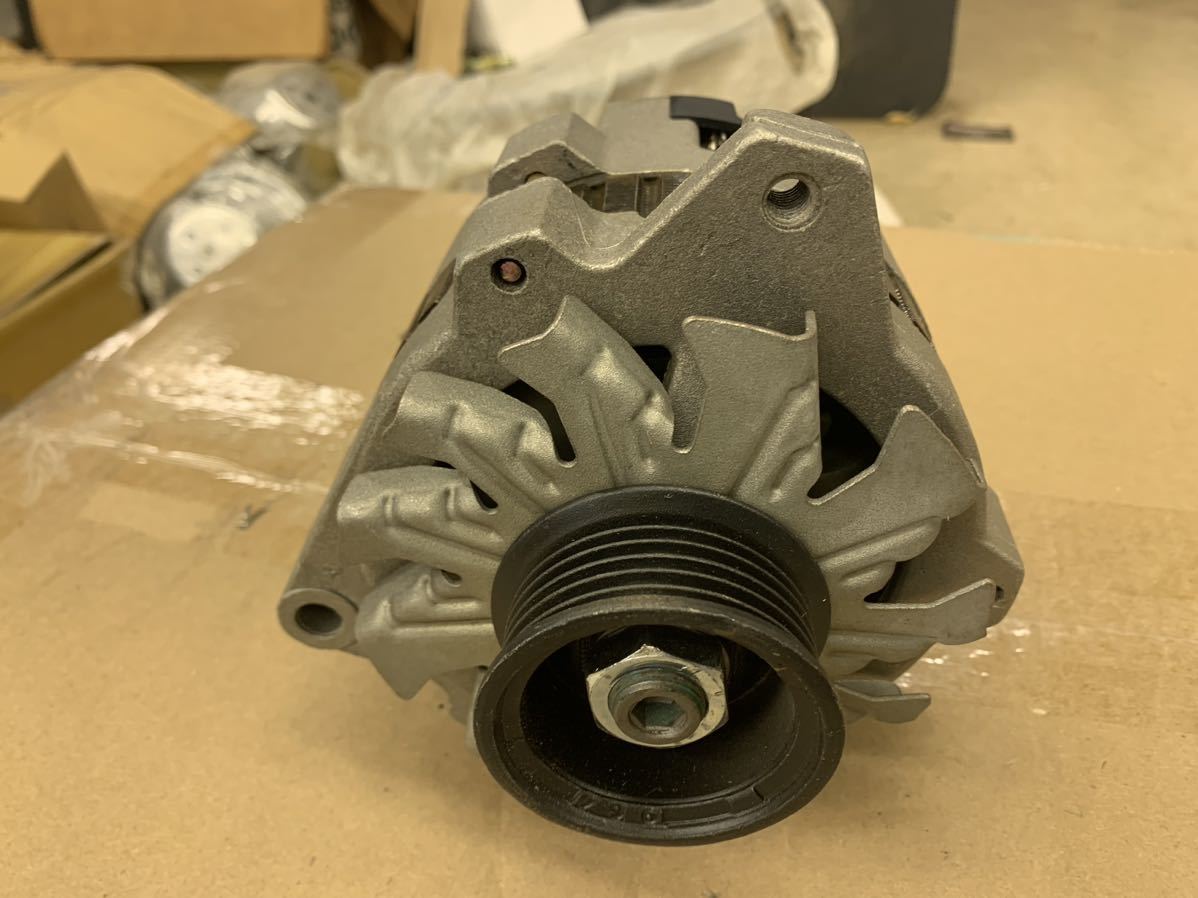 90~92キャデラック シボレーGMオルタネーター未使用品。カプリス ロードマスター カマロ トランザム GMC C1500 オールズモービル拍卖