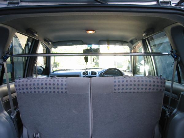 デミオ(DW3,5W系)リヤピラーバー(新品箱入り、税込み)拍卖