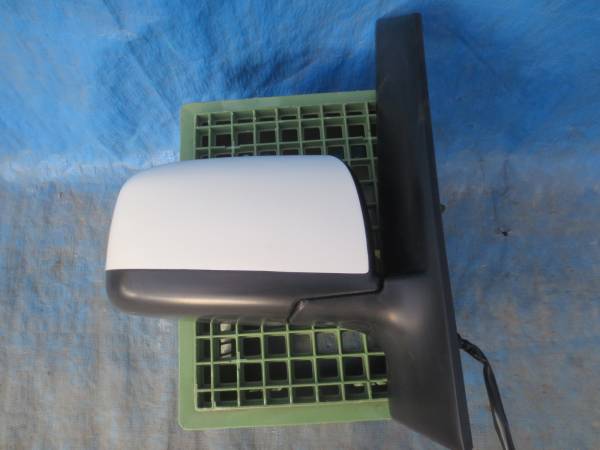 ★☆NC25 セレナ 純正ドアミラー 右☆★拍卖