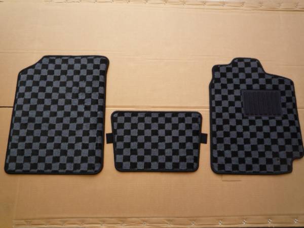 トヨタ bB NCP30/31/35 フロントマット 新品 ☆選べるカラー4色☆ A-chg拍卖