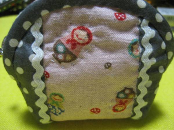 ★ハンドメイドポーチ 小銭入れ 小物入れ マトリョーシカ水玉拍卖