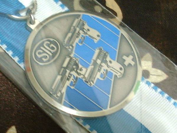 ピストル ◆ SIG シューティング チャンピオン メダル ノベルティ 記念品拍卖