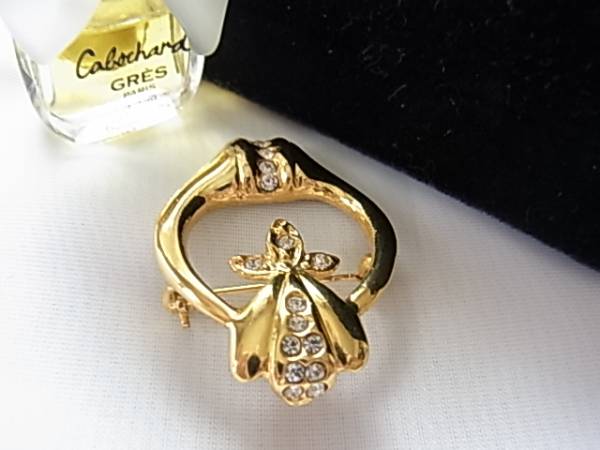 ゴールドカラーにラインストーンが綺麗◎御姫様みたいブローチ◇拍卖