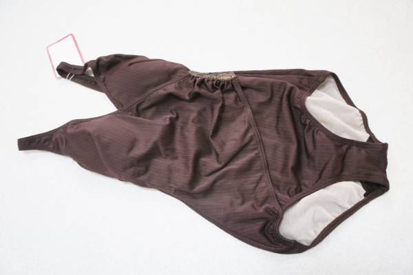 ●水着 9M.A●シャルレ日本製.総裏地カシュクールワンピース水着拍卖