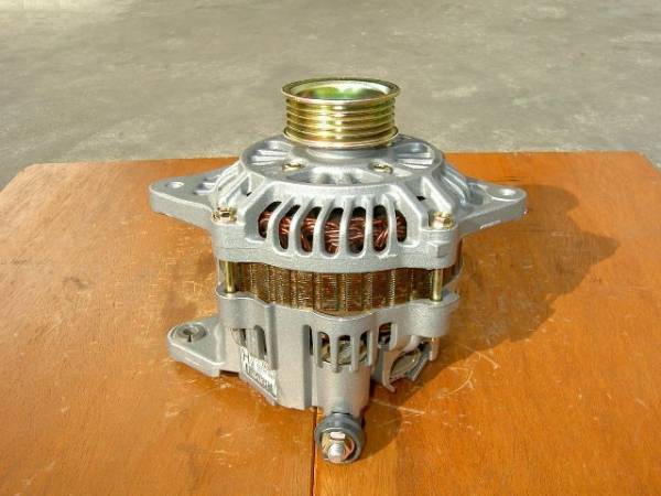 レガシィ(レガシー)、BE/BH、フォレスター、SG系用オルタネーター(ダイナモ)リビルト品 A2TB6991、23700-AA450拍卖