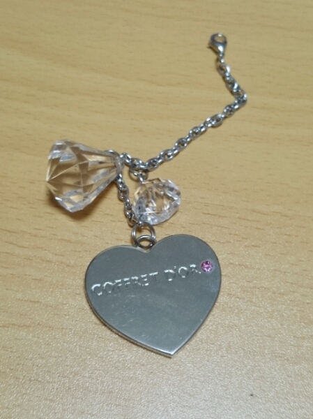 最終値下げ 新品 コフレドール ハート型チェーン拍卖