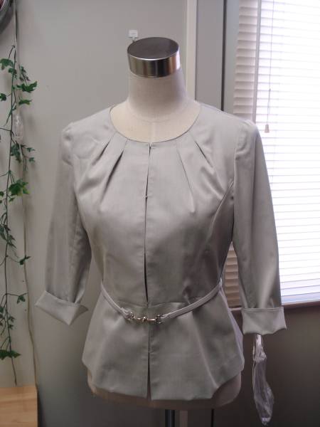 新品訳あり◆Mayleaf◆薄手ナローベルト付ジャケット グレー 9号拍卖