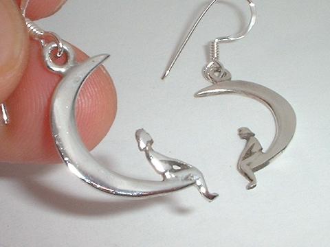 ★三日月に女性が座ってる純銀シルバー925ピアス拍卖