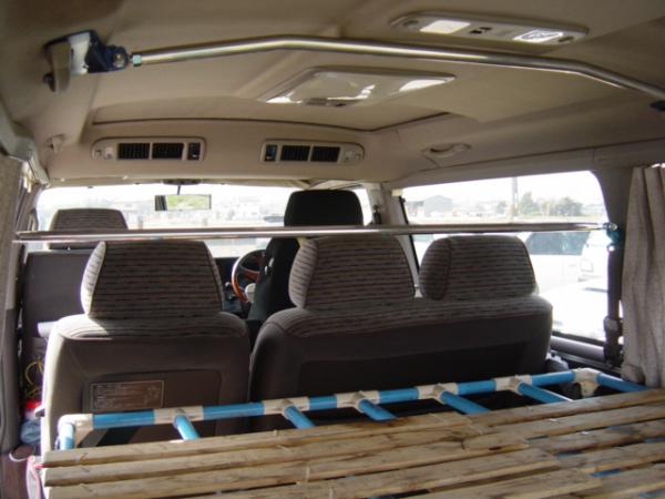 100系ハイエース センターピラーバー(新品箱入り、税込み)拍卖