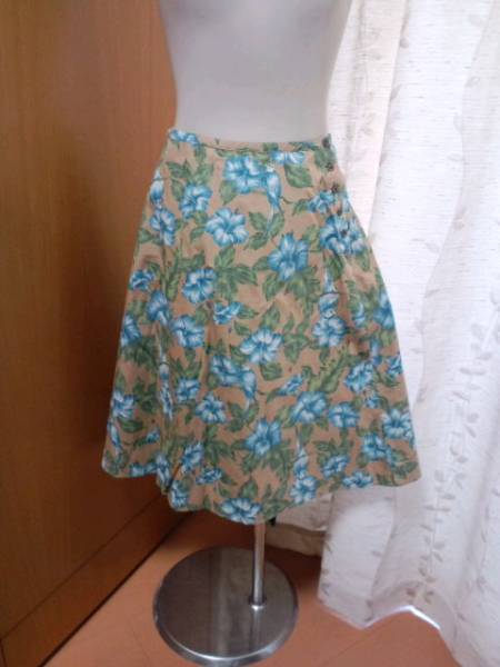 ★★★伊勢丹★トロピカルプリント★フレアスカート★★★拍卖