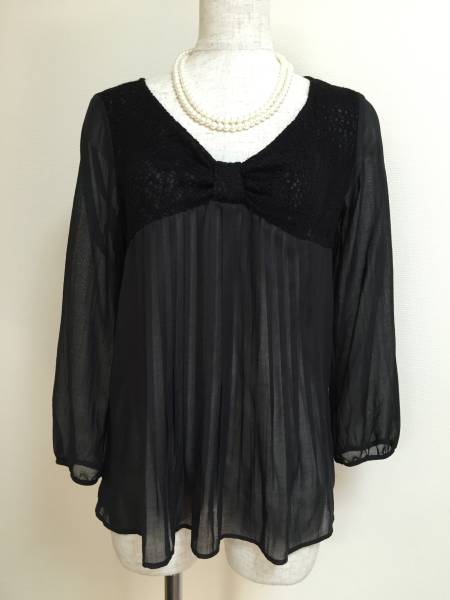 美品 アナトリエ 刺繍かぎ編 透けシフォン ブラウス ブラック 38拍卖