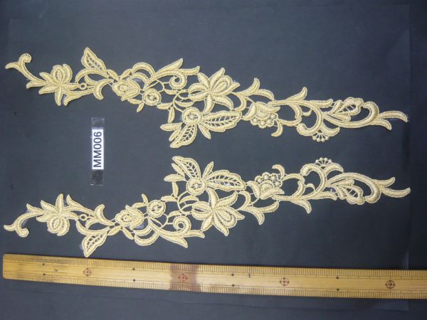 ●(MM006)ゴールドのケミカルレースのモチーフ(1ペア)拍卖