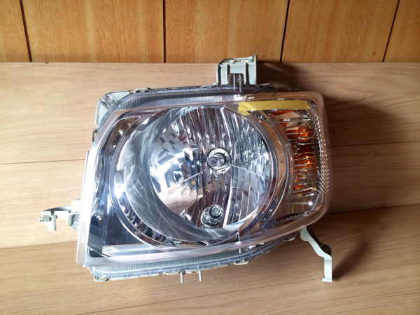 JF1/JF2 N BOX左ヘッドライト左ライトSTANLEY P9911拍卖