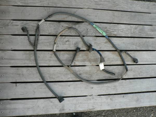 H13 UCF31 セルシオ リアバンパーソナーのハーネス 中古拍卖