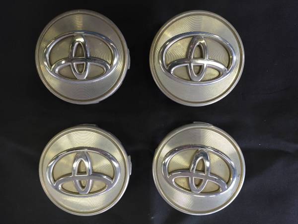 NO525-6 トヨタセンタ-キャップ 4個 中古品拍卖