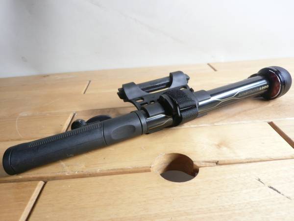 ◇中古 BELL AIRSTRIKE1000 携帯 空気入れ エアーポンプ ゲージ拍卖