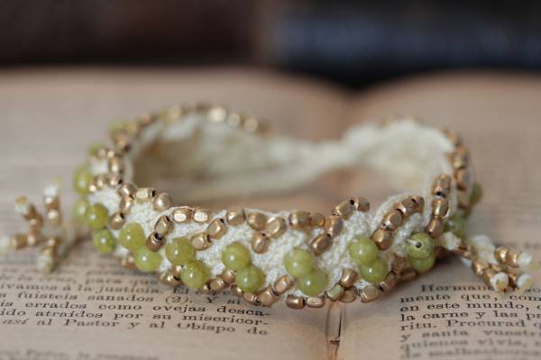 ♪新入荷♪イエローハウライト&ブラスビーズブレスレット拍卖