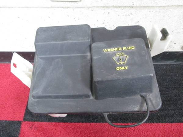 ★☆ 98-00y リンカーン ナビゲーター ウォッシャータンク ワイパー ☆拍卖