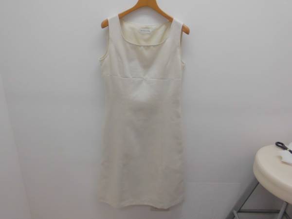 a.v.v(アー・ヴェ・ヴェ/イトキン)ノースリーブワンピース☆38拍卖