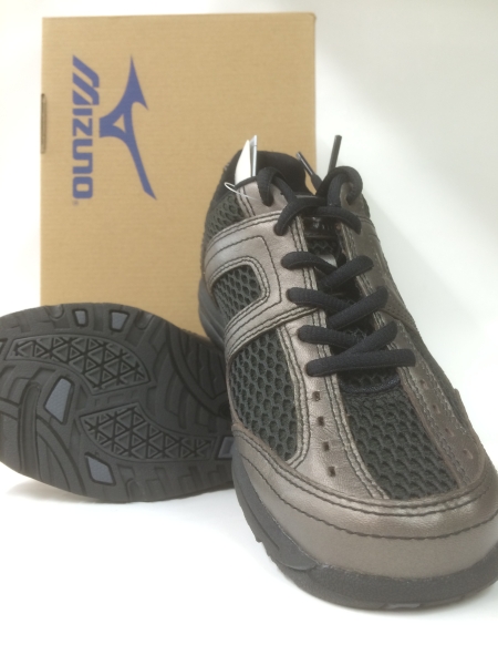 38%OFF/未使用/21.5cm/3E/ウォーキング/シューズ/ミズノ/ウェーブ/LDAR/5KF211/散歩/運動/歩く/通気性/MIZUNO/拍卖