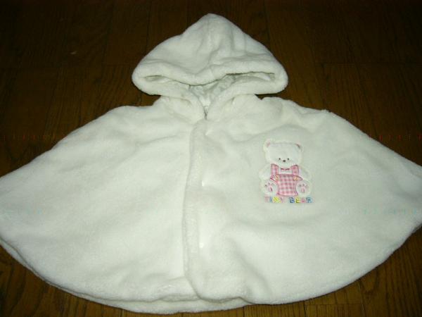 ベビー 赤ちゃん 一歳~二歳位 ボレロ風 ジャンバー 80cm~95cm 清潔感溢れる白の熊柄 可愛い 思い出 お出かけ時や防寒用に未使用拍卖