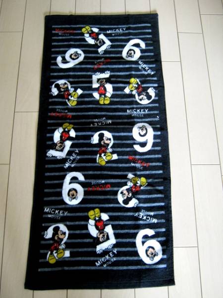 12.【新品】ディズニーミッキー フェイスタオル拍卖