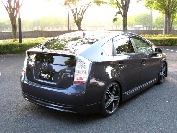 ◎プリウス ZVW30リアアンダースポイラー ◎MISSION拍卖