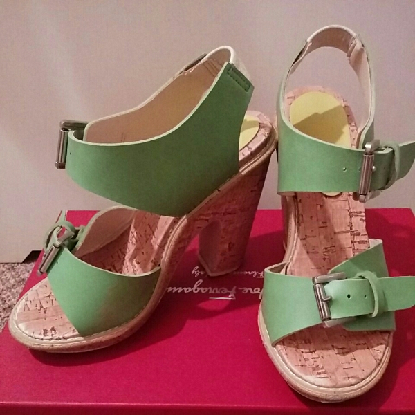 即決★ピスタチオ色のサンダル 23.5cm SABOT拍卖