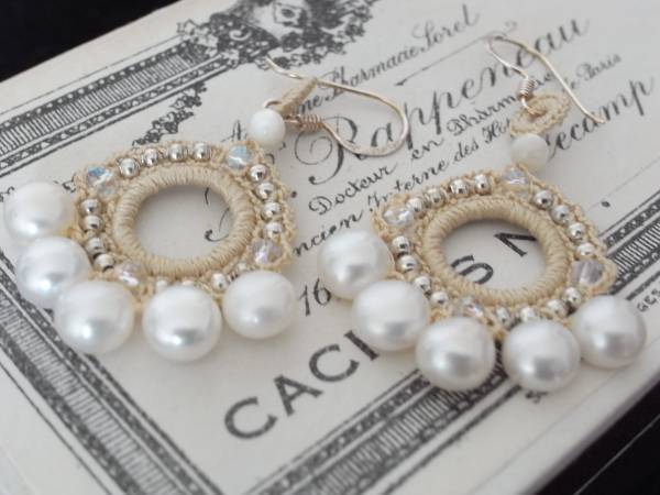 ◆新入荷◆ハンドメイドパール・クリスタルカギ針ピアス拍卖