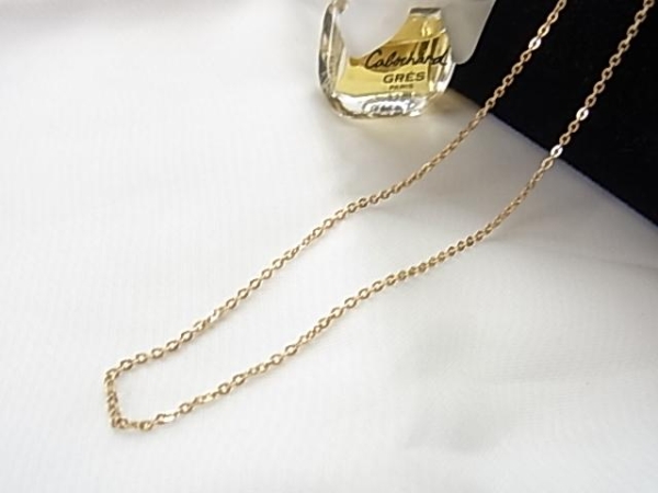 シンプルデザイン◎ゴールドカラーのチェーンネックレス◆拍卖