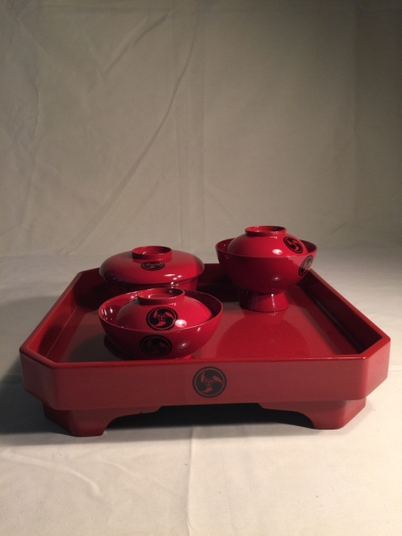 骨董 輪島塗膳一式 特別誂え 未使用専用木箱入り 朱色紋入拍卖