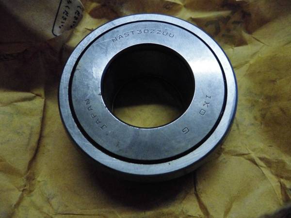 ベアリング NAST30ZZUU IKO拍卖