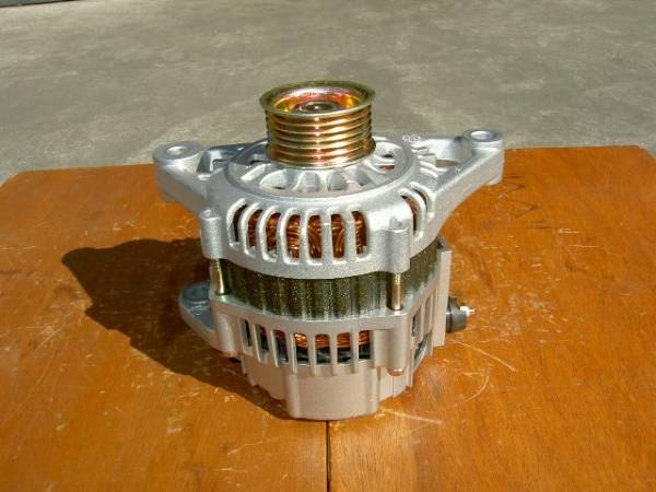 キューブ/Z10、マーチ/K11用オルタネーター(ダイナモ)リビルト品 LR165-713、23100-72B01拍卖