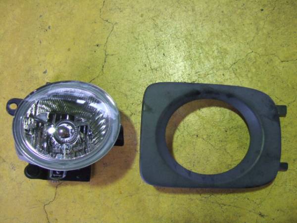 H15 キューブ BZ11 右 フォグ ランプ 拍卖